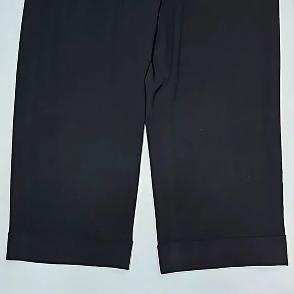 Style&co Woman crop pants Sz 16W black cuffed wide leg Stretch casual Travel - Picture 2 of 10